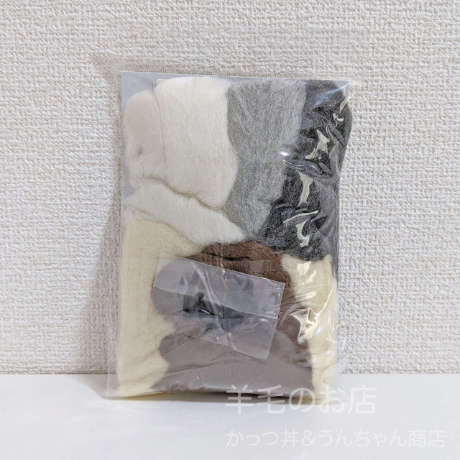 ハマナカ 羊毛フェルトキット H441-371　茶色のずきんの白猫とジャンガリアンハムスター